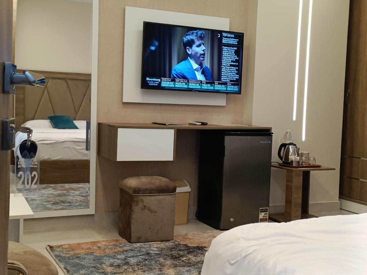 DISCOVER Pyramids inn - image 5