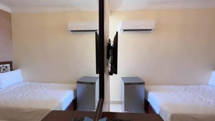 Key Pyramids Apartment - image 10