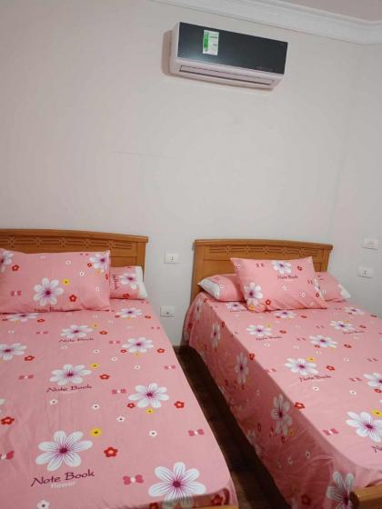 Zahraa Plaza furnished apartment 200 m - image 10