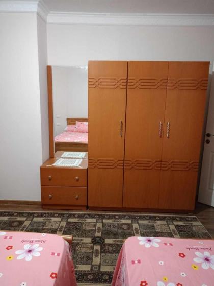 Zahraa Plaza furnished apartment 200 m - image 4