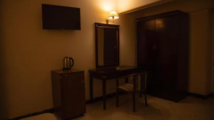 New Garden Palace Hotel - image 10