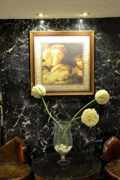 New Garden Palace Hotel - image 3