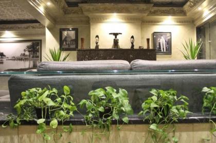 New Garden Palace Hotel - image 8