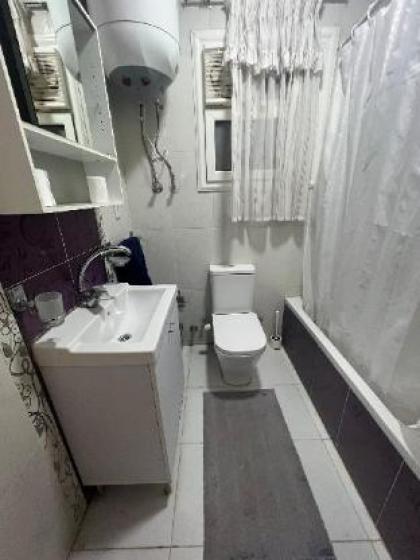 Cozy Warm 2BR Apartment in Madinaty - image 9