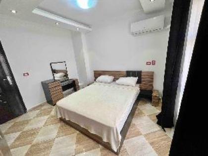 Central-Stylish/unique 2BR Apt+Patio in Madinty - image 16