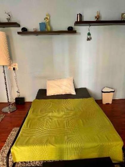 Elegant Studio Apt. with Garden&bbq grill+Sofabed - image 16