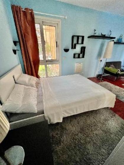 Elegant Studio Apt. with Garden&bbq grill+Sofabed - image 3