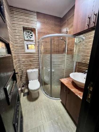 Elegant Studio Apt. with Garden&bbq grill+Sofabed - image 7