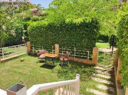 Elegant Studio Apt. with Garden&bbq grill+Sofabed - image 9
