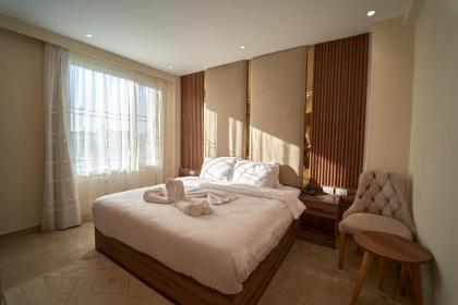 The Palace Pyramids Hotel - image 8
