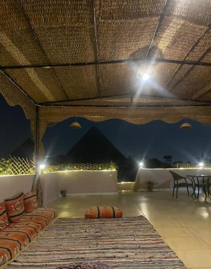 Hur Pyramids land inn - image 9