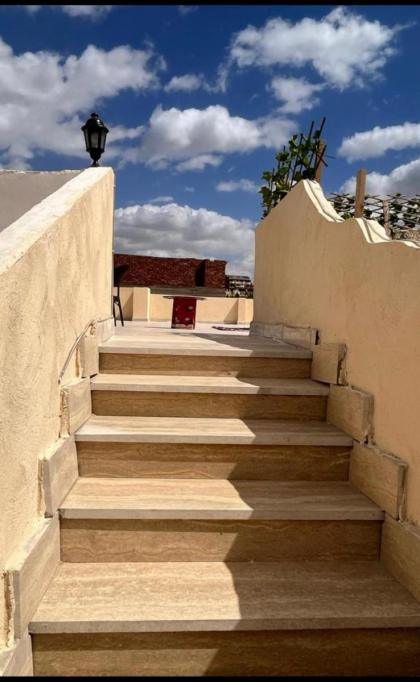Hur Pyramids land inn - image 12