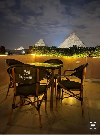 Hur Pyramids land inn - image 2