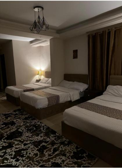Hur Pyramids land inn - image 5