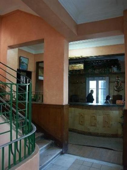Garden City House Hotel - image 14