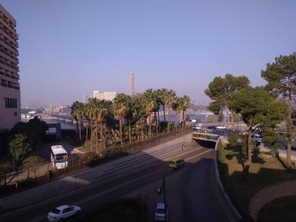 Garden City House Hotel - image 2