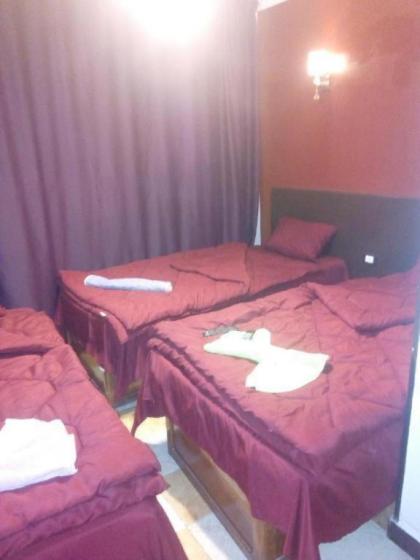 Garden City House Hotel - image 4