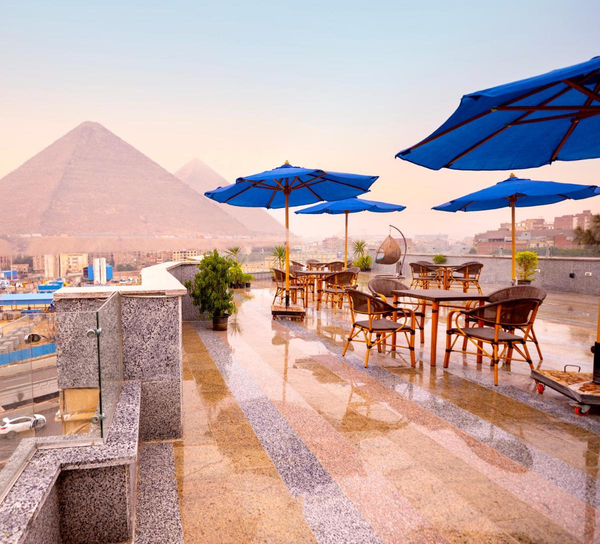 Blue Pyramids Eyes Hotel - main image