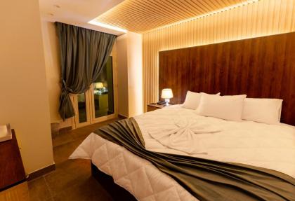 Blue Pyramids Eyes Hotel - image 11
