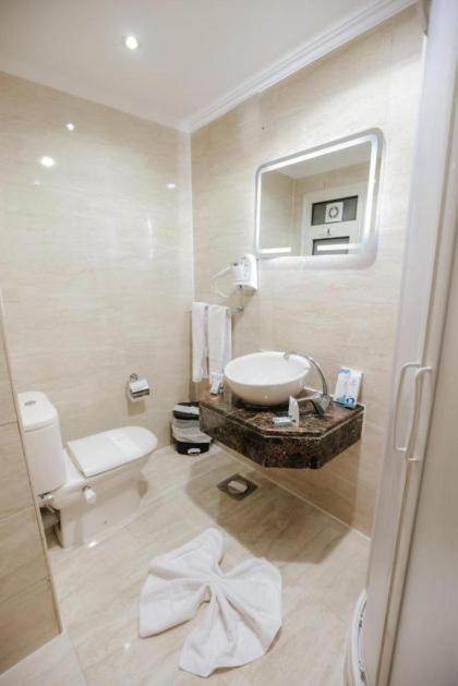 Ramage Hotel & Resort - image 16