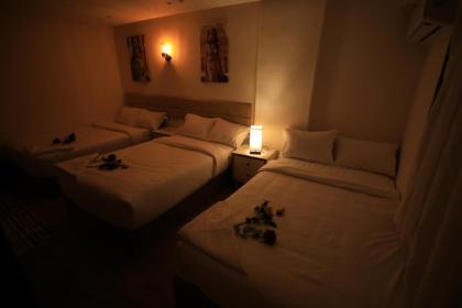 Pyramids Heart Hotel - image 19