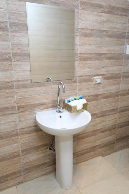 Pyramids Heart Hotel - image 22