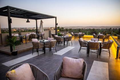 pyramids sunrise hotel - image 14