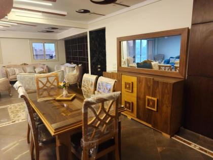 شقة فاخرة وفيو خرافى فى maadi - image 30