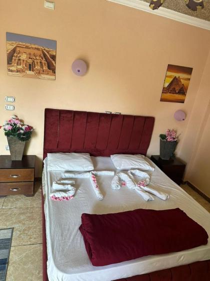 King Farouk Pyramids Hotel - image 17