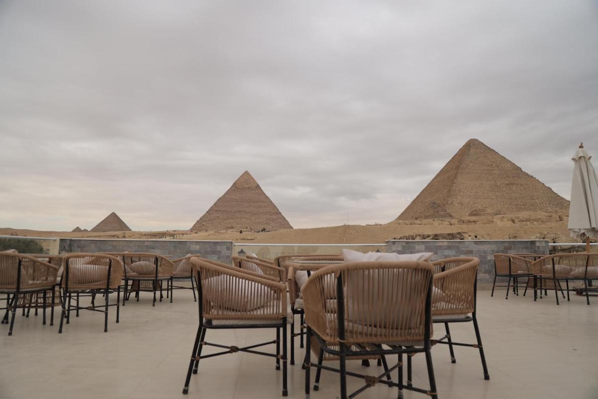 Yamour Pyramids View - main image