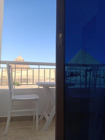 Yamour Pyramids View - image 7
