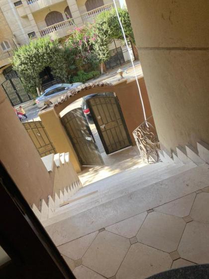 فيلا ٣ادوار بحمام سباحه خاص - image 10