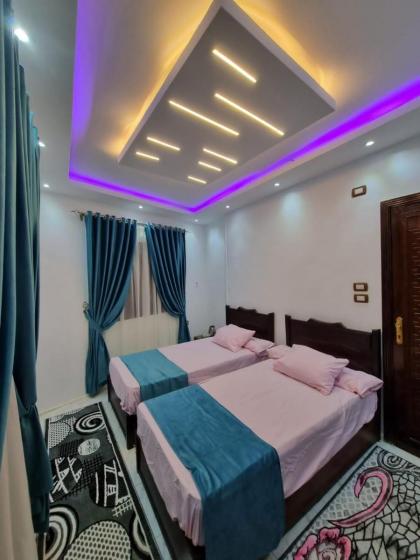 Happy pyramids inn Hotel - image 2