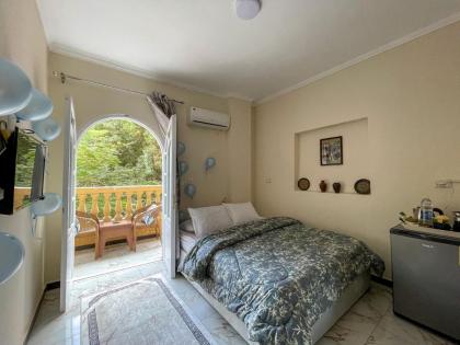 Chez l'ami hotel - image 9