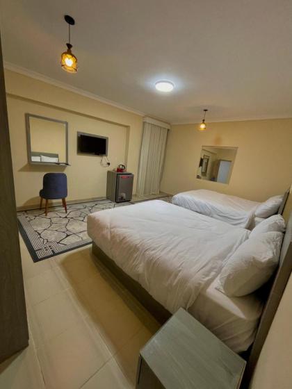 Glamour Pyramids Hotel - image 25