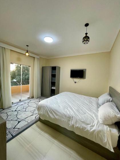 Glamour Pyramids Hotel - image 28