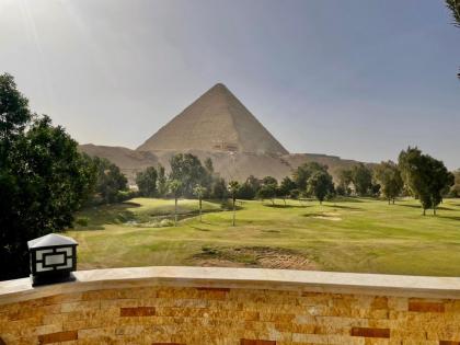 Glamour Pyramids Hotel - image 5