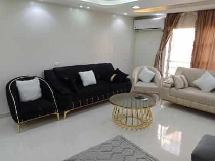 The perfect stay in Cairo al muhandesin Nile luxury apartment - image 11