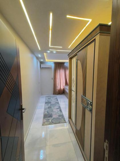 The perfect stay in Cairo al muhandesin Nile luxury apartment - image 6