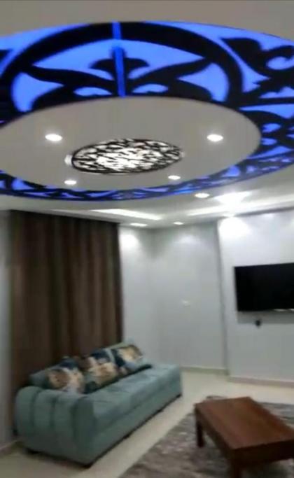 Cairo Giza cozy modern luxury apartment near the Nile and museum شقة مودرن المهندسين - image 2