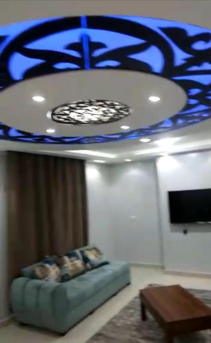 Cairo Giza cozy modern luxury apartment near the Nile and museum شقة مودرن المهندسين - image 2