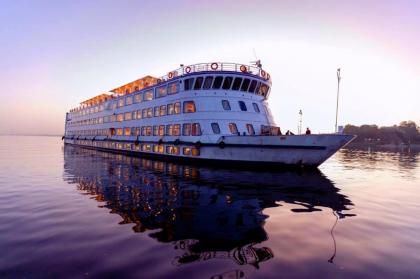 Boats in Cairo 