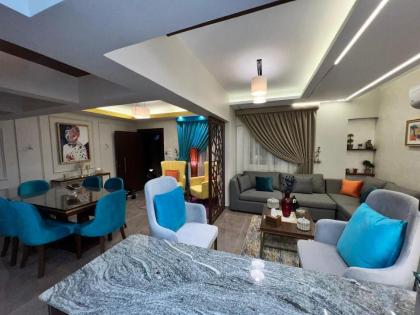 private luxury flat with garden Cairo