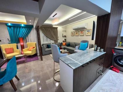 private luxury flat with garden - image 10