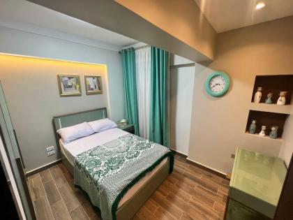 private luxury flat with garden - image 19