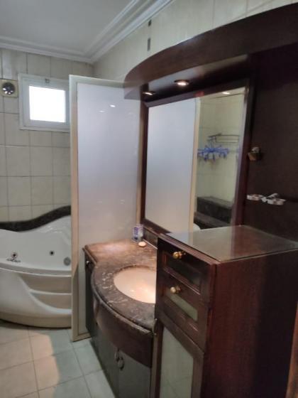 Orange apartment  - image 13