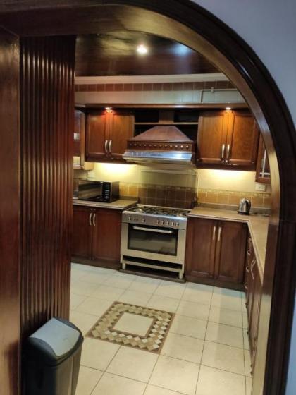 Orange apartment  - image 3