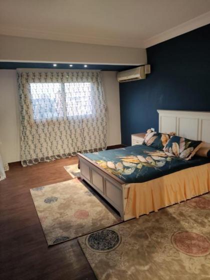 Orange apartment  - image 7