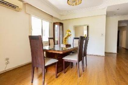 Hibiscus Haven Suite 3BR - image 6