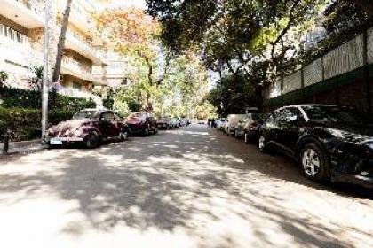 Lily Mint Comfy 3BR W/Sitting room TV Apartment Cairo 
